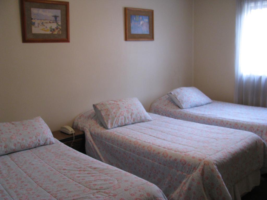 Hotel Baleares 圣地亚哥 外观 照片